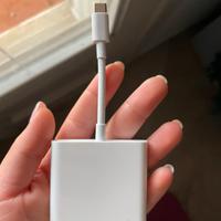 Adattatore originale Apple USB-C