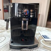 Macchina da caffè delonghi magnifica s