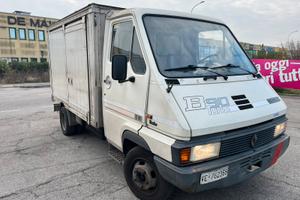Renault B90