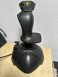 Joystick professionale Thrustmaster
