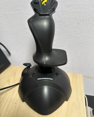 Joystick professionale Thrustmaster