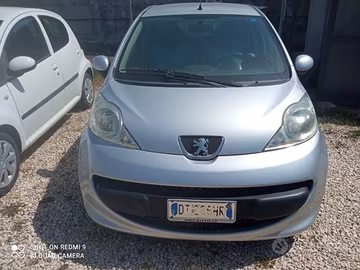 Peugeot 107 1.0 68 cv 5p urban move