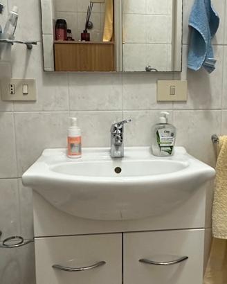 Mobile Bagno Salvaspazio 56cm con specchio.