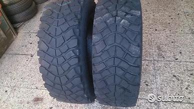 2 pneumatici usati ricoperti 265 75 15 radial