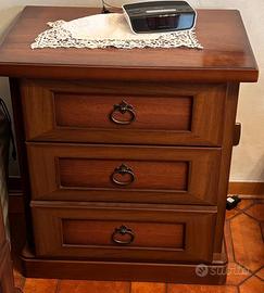 Camera da letto: armadio, cassettiera, comodini