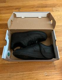 Nike Air Force 1 Low Nere Taglia 42 Nuove