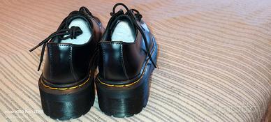 Dottore Martins pelle stiro nera