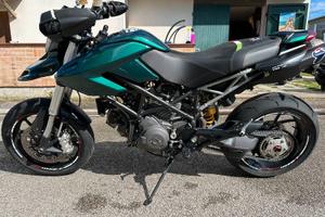 Ducati Hypermotard 796