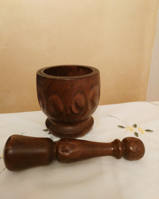 Mortaio Antico con pestello in legno