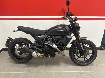 DUCATI Scrambler 800 ICON DARK