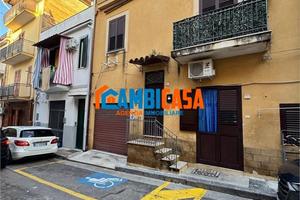 CASTELDACCIA - VIA MONTAGNOLA - CASA INDIPENDENTE