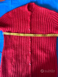 Maglione cardigan lana rossa ai ferri