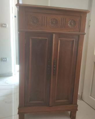 Mobiletto porta tv/portascarpe