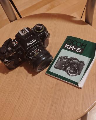 Ricoh KR-5 fotocamera analogica  con obiettivo