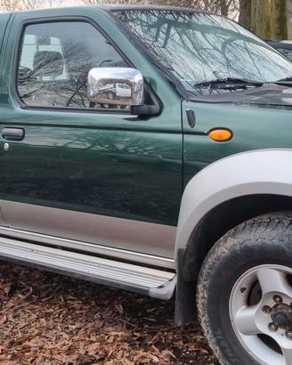 NISSAN NAVARA D22 -2004 PER RICAMBI