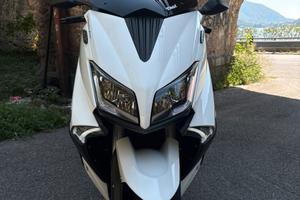 T-Max 530