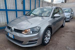 Volkswagen Golf 1.6 TDI DSG 5p. Highline 2016