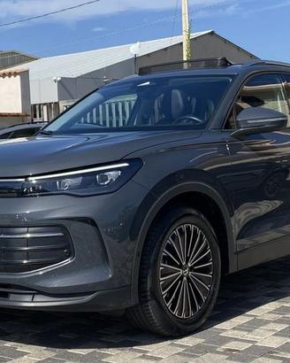 Volkswagen Tiguan Life 2.0 TDI 150CV DSG Tetto