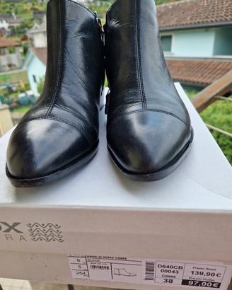 stivaletti pelle nera Geox