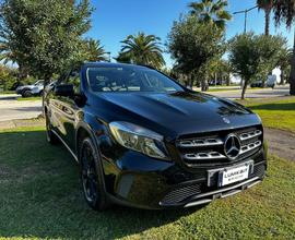 MERCEDES-BENZ GLA 200 d Automatic Business