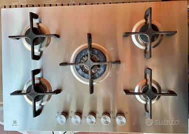 Piano cottura 5 fuochi gas