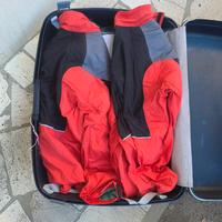 Tutta e giubbotto antitaglio per boscaioli 