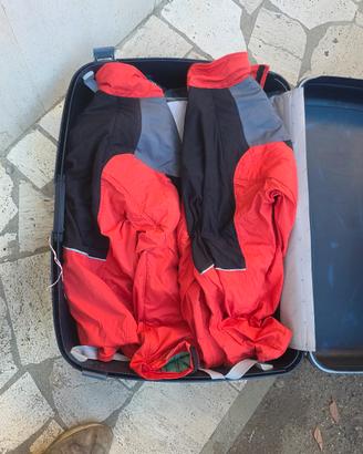 Tutta e giubbotto antitaglio per boscaioli 