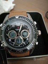 Orologio sportivo da uomo Dual Time.