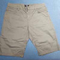 Bermuda uomo verde militare