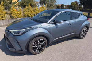 TOYOTA C-HR 1.8 Hybrid Trend - Neopatentati