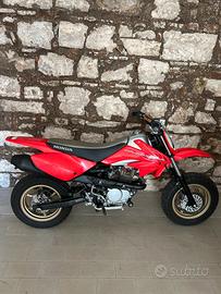 Honda XR 100 motard