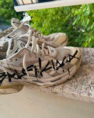 balenciaga runner