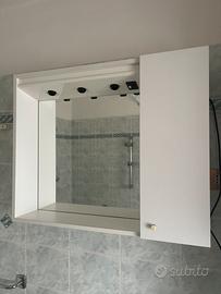 Mobile Pensile con specchio, luci e ripiani