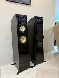 Yamaha NS-F700