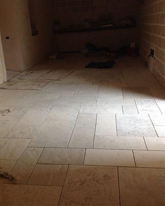 Pavimenti esterni interni con pietra