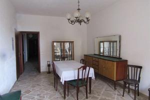 Casa di 150mq al piano rialzato