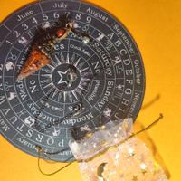 pendolo esoterico con tavola 