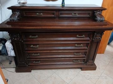 Como e comodini datati