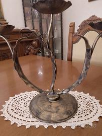 Candelabro in ferro battuto