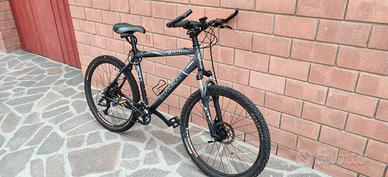 trek 4300 ammo regolabili e freni a disco 