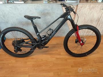UNNO MITH 800Wh