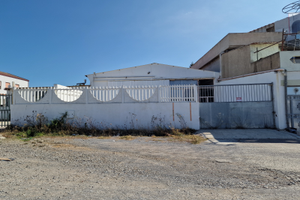 Locale ad uso Magazzino