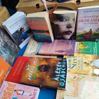 stock/ lotto di 27 libri in lingua straniera ,nuov