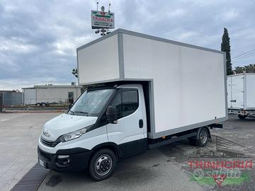 IVECO Daily 35C14 FURGONE in Playwood per TRASLOCH