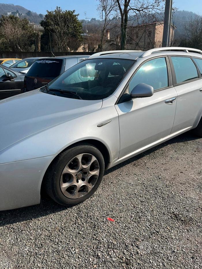 Alfa Romeo 159