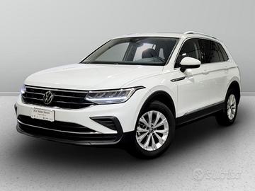 Volkswagen Tiguan 2.0 tdi scr Life 150cv dsg