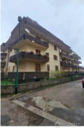 Immobile in asta di 129 m² con box auto a Carinola