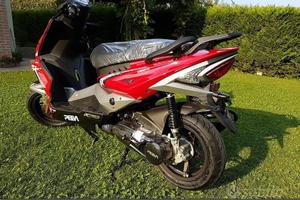 SCOOTER ROSSO 125cc ROSSO 2025 NUOVO ANCHE A RATE