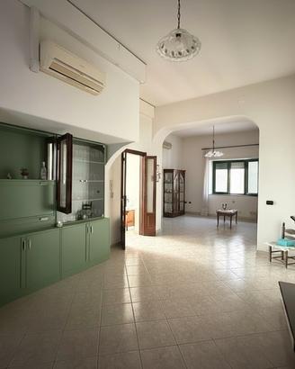 Indipendente con cortiletto e veranda a Domusnovas