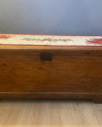 Cassapanca in legno